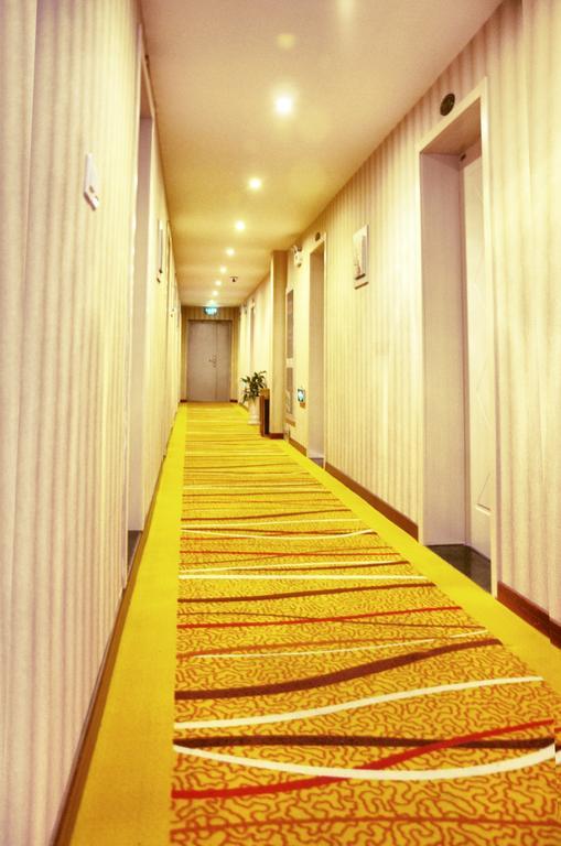 Nafee Hotel เจิ้นเจียง ภายนอก รูปภาพ